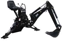 Backhoe_trenching_digging_Bradco